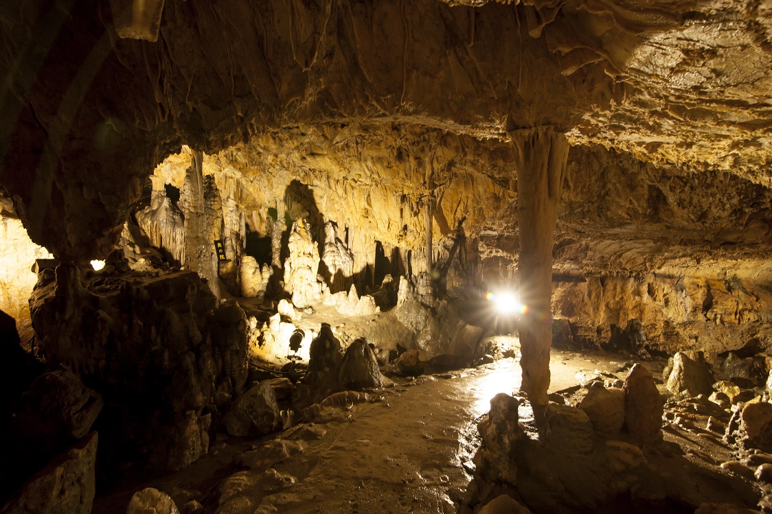 Makido cave