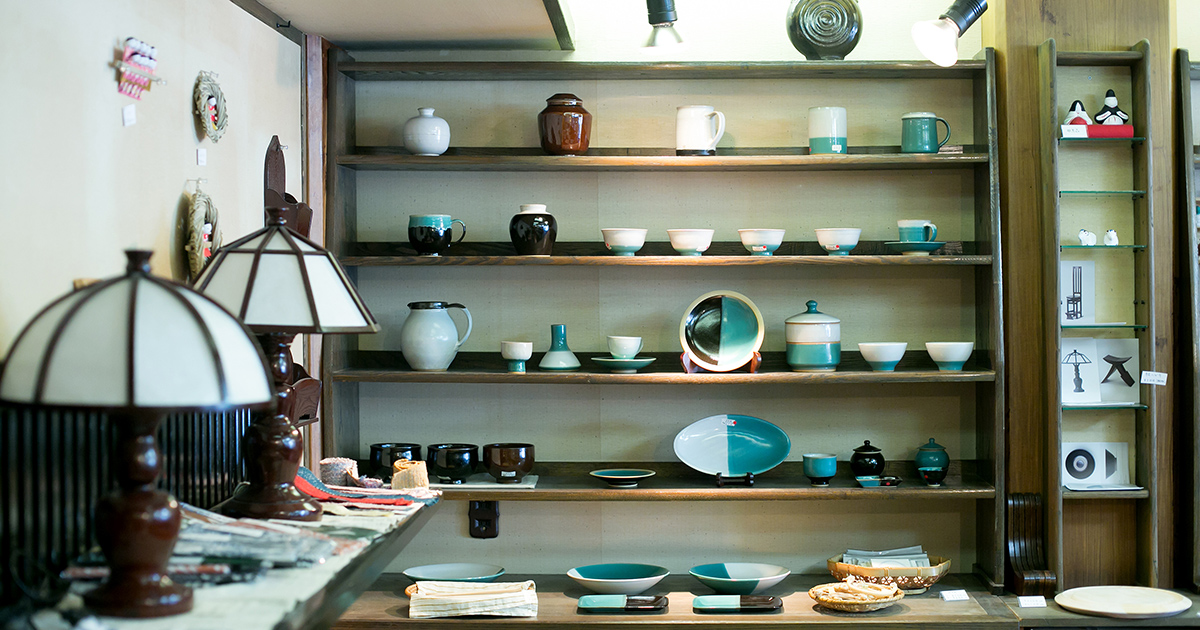 鳥取民藝　牛ノ戸焼　面取染め分け花瓶　93 鳥取民藝 牛ノ戸焼 面取染め分け花瓶 93 - メルカリ